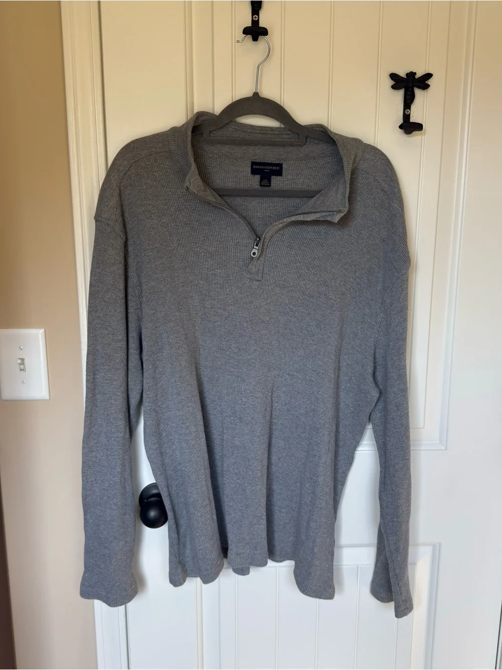 Banana Republic Men's Light Gray Quarter-Zip Sweater
